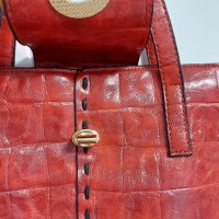 Дамска чанта червена, снимка 4 - Чанти - 37201510