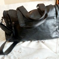 Черни пътни чанти от еко кожа, снимка 2 - Чанти - 44132870