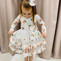 Нежна флорална рокля , снимка 1 - Детски рокли и поли - 39829640