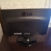 LG Flatron W1943SS, снимка 2 - Монитори - 43686823