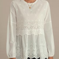 Елегантна бяла блуза, Красива памучна блуза, Бяла дамска риза, снимка 1 - Блузи с дълъг ръкав и пуловери - 43239298