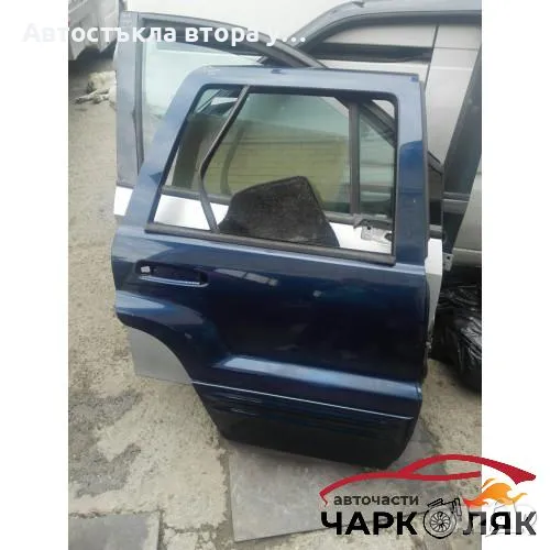 Врата задна дясна Гранд Чероки (тъмно син металик), снимка 1
