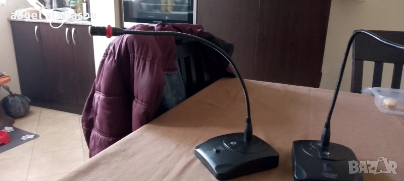 Продавам два настолни микрофона Xingma , снимка 1