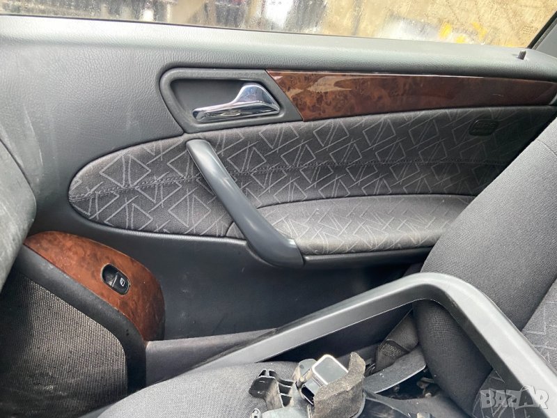 Кори врати врата мерцедес ц класа w203 тапицерия с махагонови лаисни, снимка 1