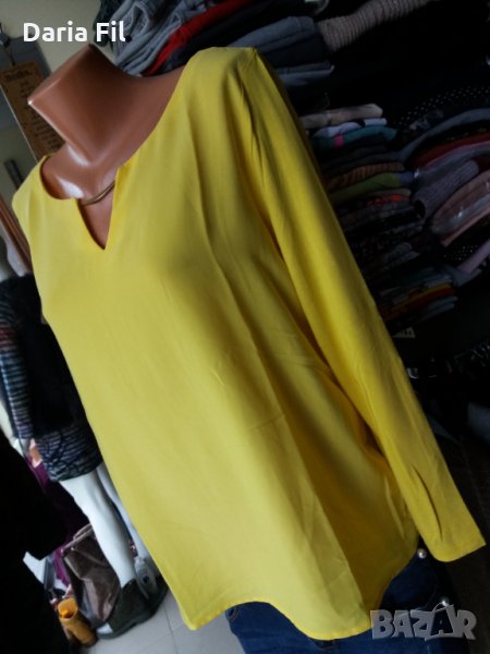 РАЗПРОДАЖБА Жълта риза/блуза с метален аксесоар на деколтето, снимка 1