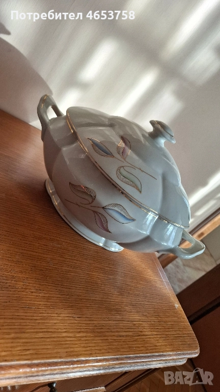 Порцеланов супник, снимка 1