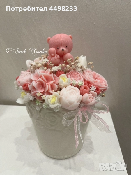 Идеален подарък-Аранжировка от ароматни сапунени цветя и др., снимка 1