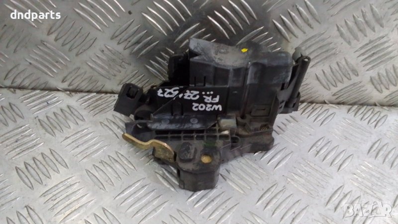 Брава Mercedes C-Class W202 1998г.(предна дясна)	, снимка 1