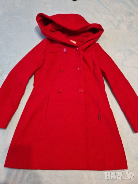 дамско палто, малинено червено, размер С, със страхотна качулка и колан, снимка 1