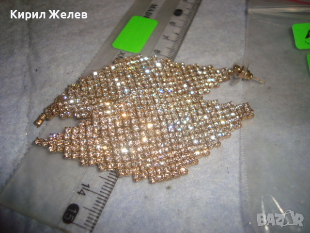 СТАРИ КРИСТАЛНИ ОБЕЦИ с ПОЗЛАТА ЕДНАТА за МАТЕРИАЛ РЕМОНТ , снимка 7 - Обеци - 36541409