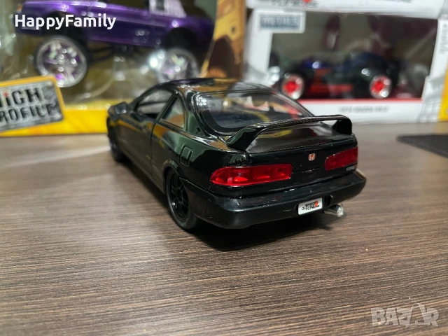 Мащабен модел Honda Integra Jada Toys 1995 Бързи и Яростни 1:24, снимка 5 - Колекции - 51148813