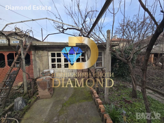 Двуетажна самостоятелна къща в Димитровград кв. Славянски, снимка 3 - Къщи - 48587247