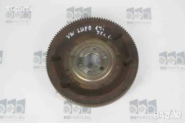 Маховик за Volkswagen Lupo 1.4i 16V 75 к.с. (1998-2005), снимка 2 - Части - 47600642