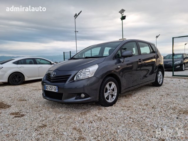 Toyota Verso 2.0 D4D 126ks.Klimatronik, снимка 13 - Автомобили и джипове - 40799821