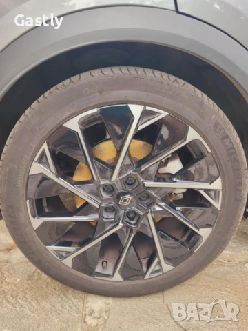 4 броя летни гуми Michelin e-Primacy 235/45/R20 XL 100H, DOT 5224, снимка 2 - Гуми и джанти - 51756806