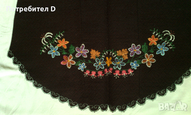 Престилка народна носия, Нова вълнена домашна изработка преди 70г., Размер 42/71см, Престилки, снимка 2 - Антикварни и старинни предмети - 36432463