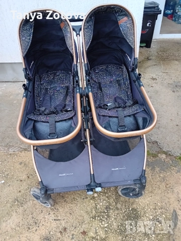 Количка за близнаци 