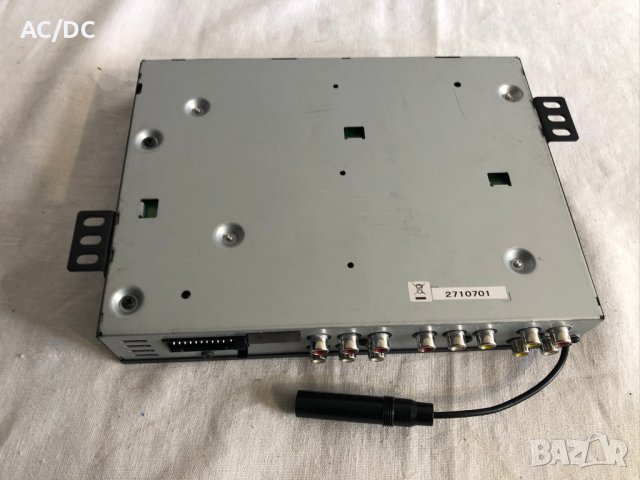 Kenwood monitor with dvd receiver hideaway unit/модул за медия/, снимка 4 - Аксесоари и консумативи - 28185282