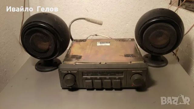 Винтидж авторадио с колони