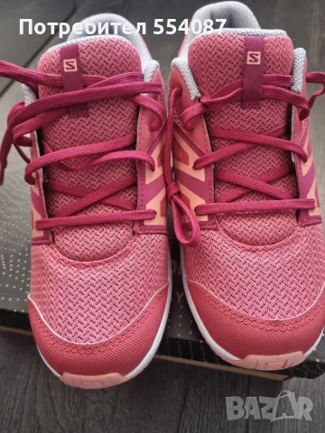 Нови дамски маратонки Salomon, снимка 2 - Маратонки - 49134622