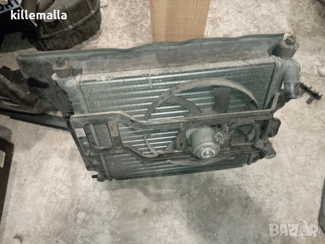 Воден радиатор с перка и дифузьор от Рено Клио-2002 г, снимка 2 - Части - 52101843