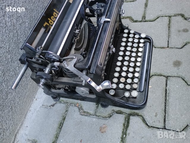 Стара пишеща машина Ideal, снимка 2 - Колекции - 43959212