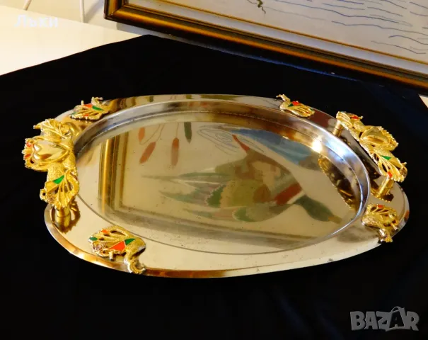Посребрен поднос,пауни,позлатени дръжки. , снимка 5 - Антикварни и старинни предмети - 50194391