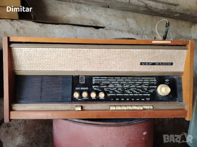 ретро радио грамофон ВЕФ, снимка 2 - Колекции - 51140877