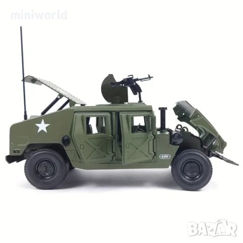 Hummer H1 военен тежко въоръжен с картечница - мащаб 1:18 на CCA Models моделът е нов в кутия, снимка 7 - Колекции - 50727311