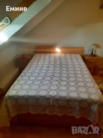 Покривка ръчно плетена 