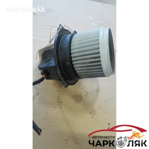 Вентилатор парно Ланчия Ипсилон 1.2Б, снимка 4 - Части - 47532171