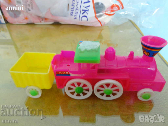 продавам играчка пегас при движение крилете треперят, снимка 2 - Други - 41522807