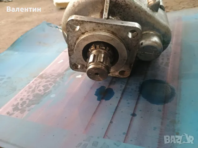 хидравлична бутална помпа с редуктор комплект резервар, снимка 2 - Индустриална техника - 48230888