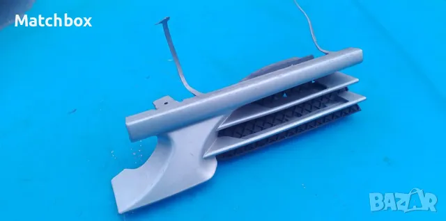 Капачка предна броня за Мерцедес С180/250 97/2001г, снимка 2 - Части - 48213156