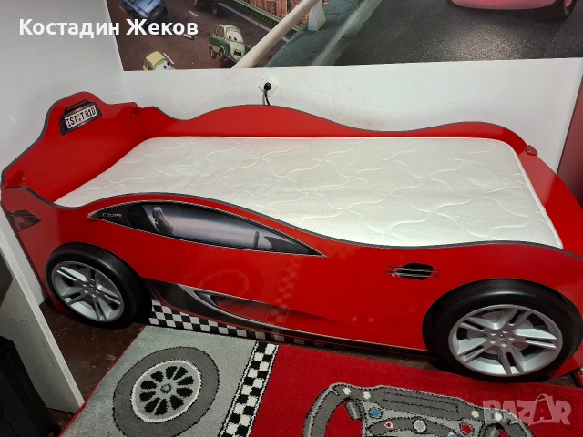 Продавам Детско легло с матрака и Детско бюро. , снимка 2 - Мебели за детската стая - 53395694