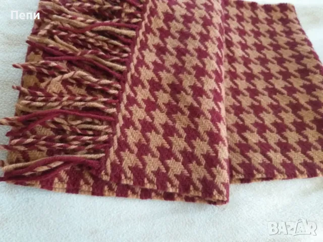 Топъл моден шал