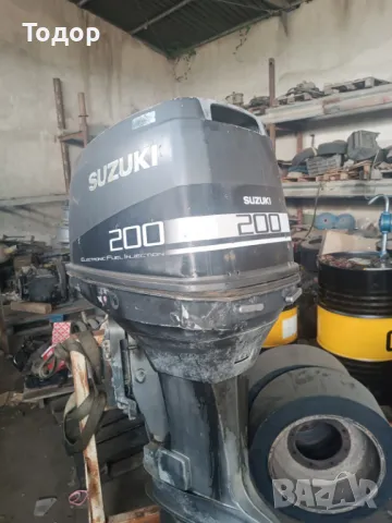 Продавам извънб. д-л SUZUKI 200HP, внос от Италия,  работещ, със спукано торпедо. Може и за части., снимка 4 - Воден транспорт - 47434508