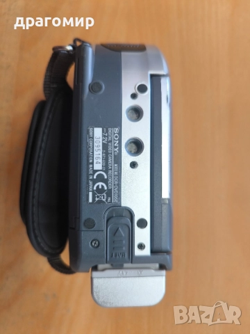 Sony DCR-DVD105E, снимка 6 - Камери - 52142307