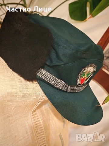 Рядка Българска Зимна Шапка Ушанка Гранична Полиция- Нова, снимка 3 - Антикварни и старинни предмети - 51935250