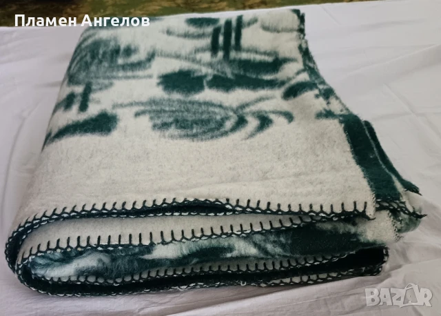 Вълнено одеало, снимка 3 - Олекотени завивки и одеяла - 50998847