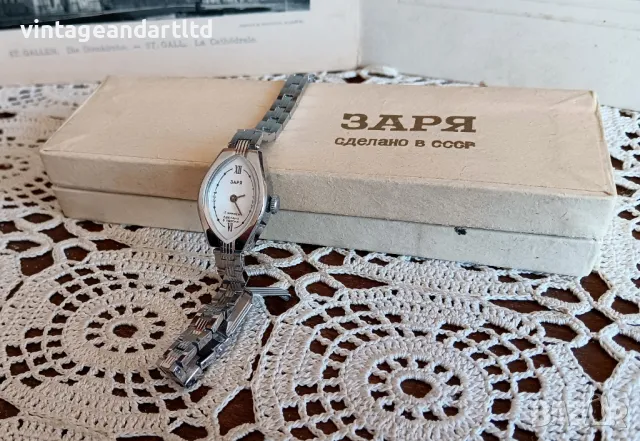 Колекционерски часовник Заря, МИНТ, снимка 2 - Антикварни и старинни предмети - 47483636