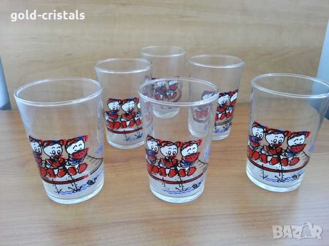  стъклени чаши детски , снимка 1 - Антикварни и старинни предмети - 32737954
