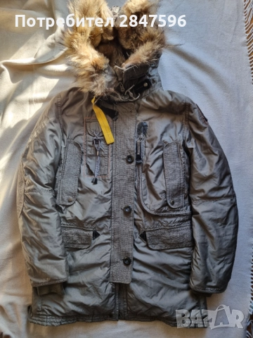 Яке Parajumpers с лисица