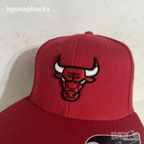 Chicago Bulls snapback шапка с права козирка чикаго булс new era, снимка 6 - Шапки - 43338631
