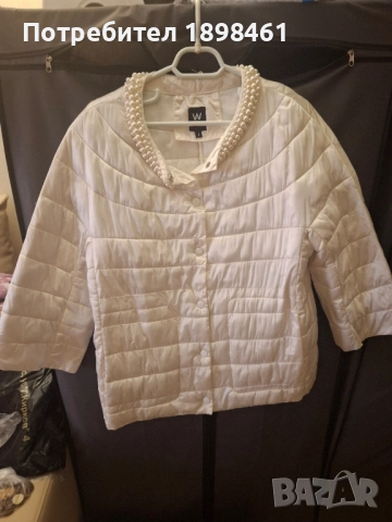 Прекрасно бяло яке . С перли. 