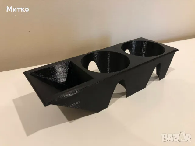 Поставка за чаша за Ауди 80/90