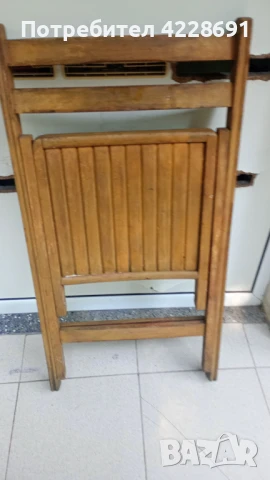 Продавам 4 ри сгъваеми стола + дървена табуретка , снимка 6 - Градински мебели, декорация  - 50918001