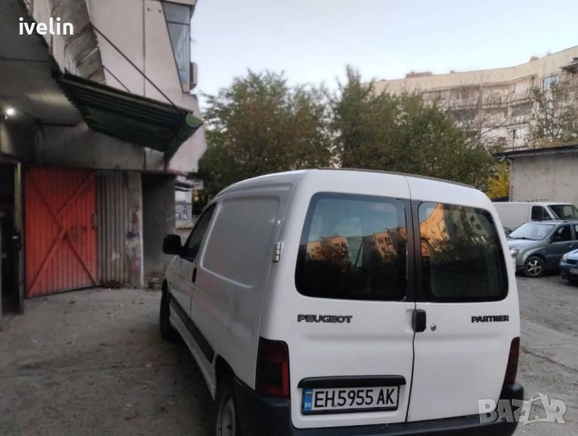 Пежо Партнер, снимка 4 - Автомобили и джипове - 53506967