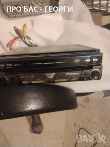 Pioneer AVH-P5700DVD DVD/CD приемник с 6,5-инчов LCD дисплей, снимка 2 - Други - 53158287