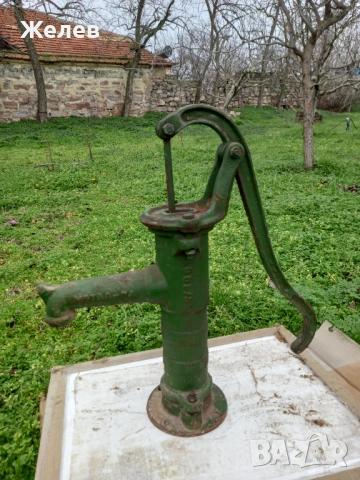 Метална ръчна помпа за вода, снимка 2 - Водни помпи - 53434241